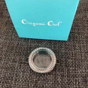 Medium Silver Origami Owl Twist Locket